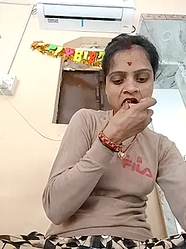 Snapshot of Sonam_dhakad chatting on November 8, 7:08 am Sonam dhakad online show from November 8, 7:08 am