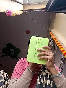 Snapshot of Sonam_dhakad chatting on December 2, 5:13 am Sonam dhakad online show from December 2, 5:13 am