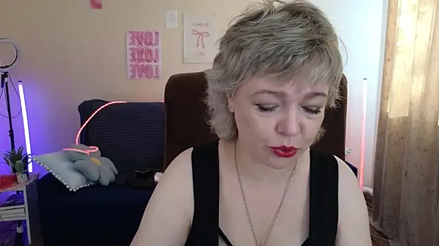 Rosette Pricky online show from June 27, 2:44 pm