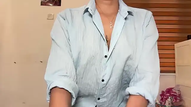 LucytheDevilQueen online show from March 3, 4:07 am