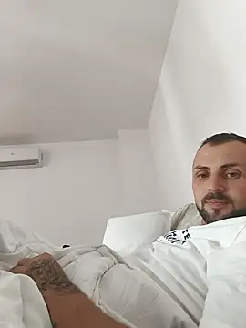 Snapshot of papichulo0099 chatting on July 6, 8:44 am papichulo0099 online show from July 6, 8:44 am