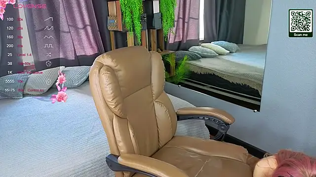 Snapshot of exxxcore_ chatting on October 15, 5:29 am exxxcore online show from October 15, 5:29 am