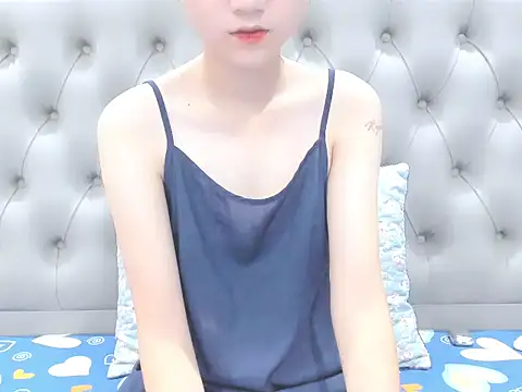 Snapshot of _ly__ chatting on September 30, 5:34 am ly online show from September 30, 5:34 am