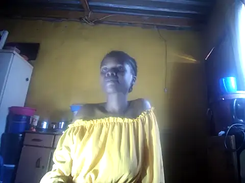 Snapshot of Caramelchick01 chatting on October 10, 9:52 am Caramelchick01 online show from October 10, 9:52 am