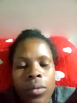 Snapshot of Caramelchick01 chatting on October 16, 8:10 pm Caramelchick01 online show from October 16, 8:10 pm