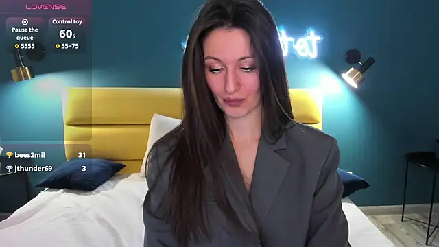 Joan Nelson online show from March 18, 1:31 am