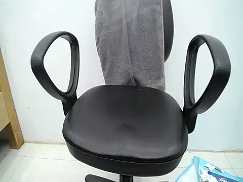  Lady- online show from March 27, 8:09 am