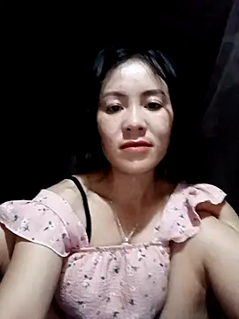 Snapshot of TinTim02 chatting on October 7, 7:00 pm TinTim02 online show from October 7, 7:00 pm
