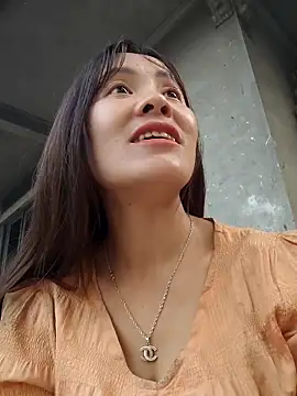 TinTim02 online show from April 3, 10:57 am