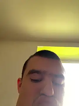 Snapshot of pussyhunter323557 chatting on October 11, 11:42 am pussyhunter323557 online show from October 11, 11:42 am