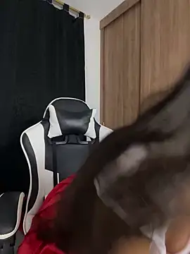 Snapshot of Scarlett05 chatting on September 10, 1:05 am Scarlett05 online show from September 10, 1:05 am