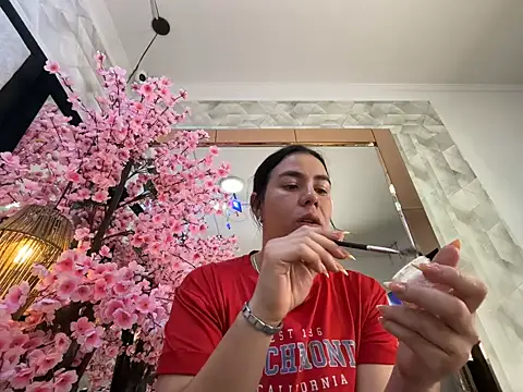 Snapshot of TessaCooper1 chatting on July 2, 7:42 pm TessaCooper1 online show from July 2, 7:42 pm