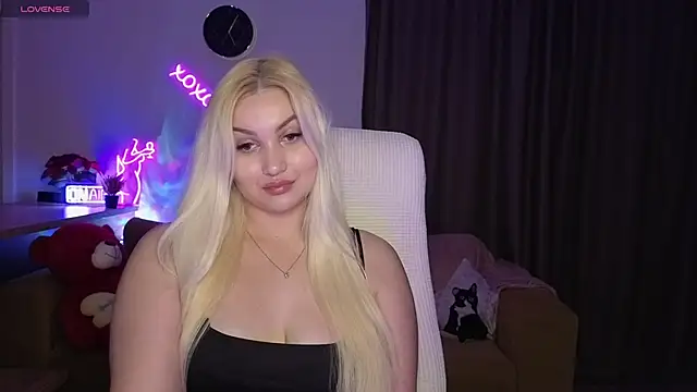 Snapshot of adrelaxina chatting on May 18, 10:04 pm adrelaxina online show from May 18, 10:04 pm