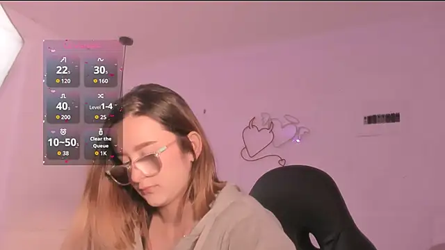 kristal joi dl online show from October 4, 12:25 pm