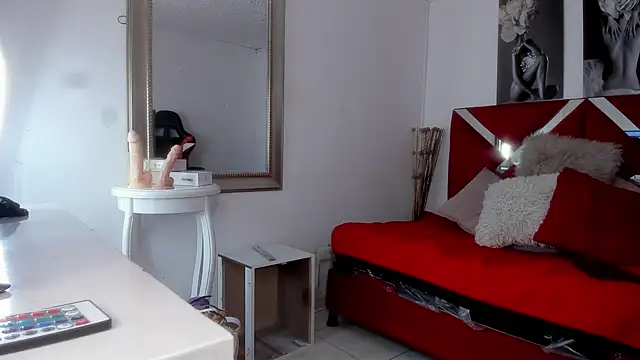 Mia zafir online show from October 17, 8:00 pm