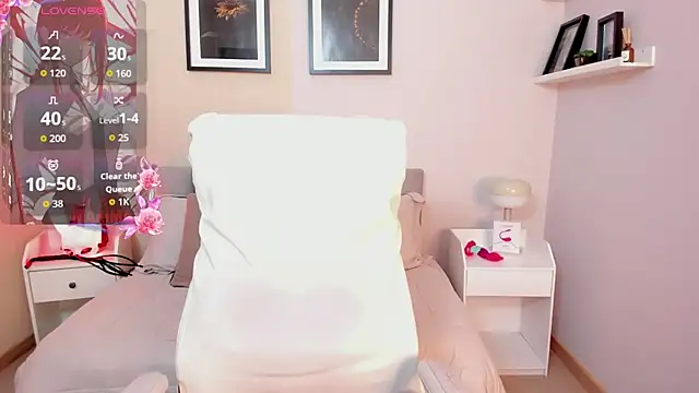 Angel Blck online show from April 24, 2:30 pm