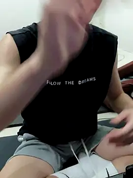 Snapshot of CYCYCYCYCY chatting on October 1, 2:45 pm CYCYCYCYCY online show from October 1, 2:45 pm