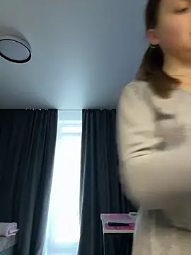 Snapshot of Babyy_Lynaa chatting on October 19, 10:49 am Babyy Lynaa online show from October 19, 10:49 am