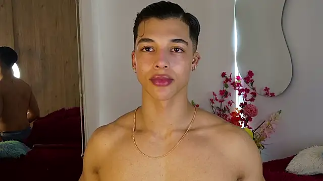 Troye Williams online show from March 25, 1:06 pm