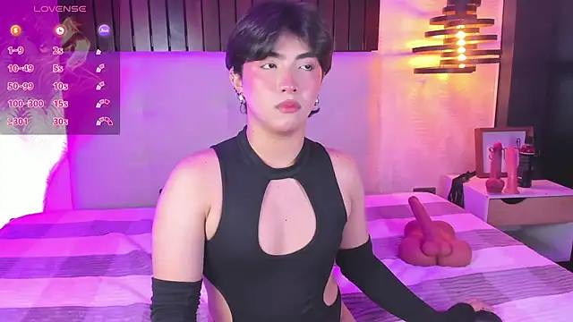 Snapshot of Creamy_Angelo chatting on October 17, 9:06 pm Creamy Angelo online show from October 17, 9:06 pm