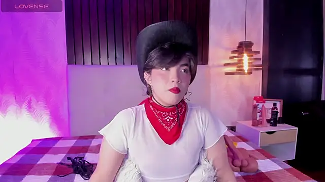 Creamy Angelo online show from October 30, 8:31 pm