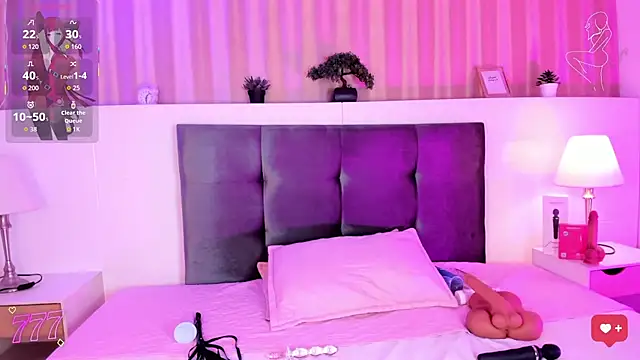Snapshot of Creamy_Angelo chatting on July 14, 5:34 am Creamy Angelo online show from July 14, 5:34 am