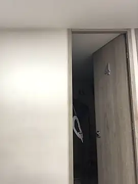 Miia Parker online show from December 17, 12:55 pm