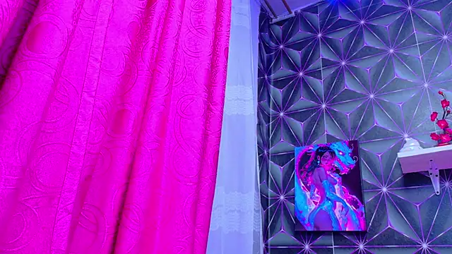 Snapshot of Shantall_ks chatting on October 19, 5:08 am Shantall ks online show from October 19, 5:08 am