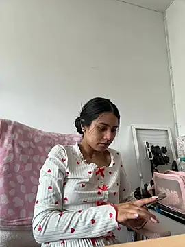 Snapshot of Victoria_alson chatting on May 8, 1:16 pm Victoria alson online show from May 8, 1:16 pm