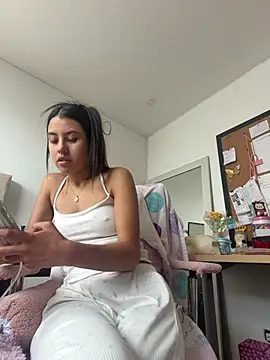 Victoria alson online show from July 5, 4:25 pm
