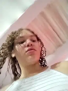 SirenRouge 69 online show from December 13, 8:25 pm