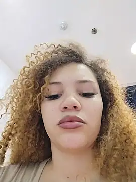 SirenRouge 69 online show from April 21, 8:12 pm