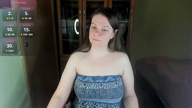 MiaLores online show from April 14, 9:48 am