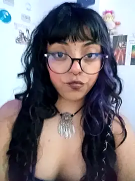 Snapshot of Kirmy_mi chatting on September 15, 5:57 pm Kirmy mi online show from September 15, 5:57 pm