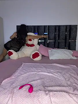 Bella-kim- online show from April 25, 4:15 am