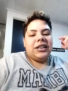 Snapshot of Hailey_Curvy chatting on October 30, 1:07 am Hailey Curvy online show from October 30, 1:07 am