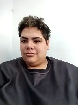 Snapshot of Hailey_Curvy chatting on November 6, 5:58 pm Hailey Curvy online show from November 6, 5:58 pm