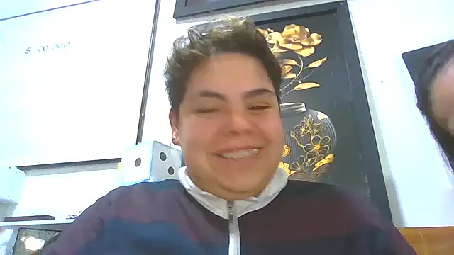 Snapshot of Hailey_Curvy chatting on November 17, 11:05 am Hailey Curvy online show from November 17, 11:05 am