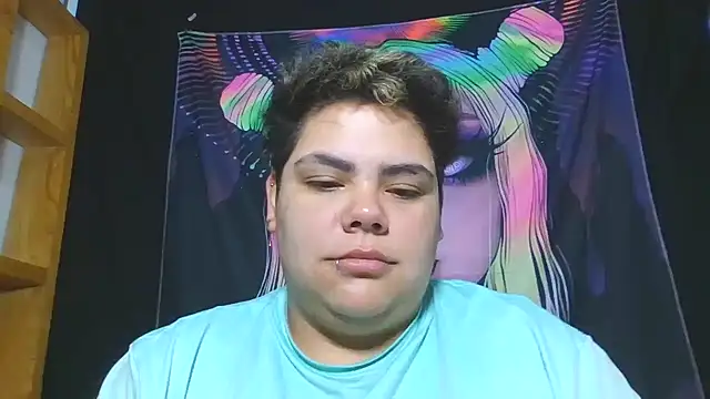 Snapshot of Hailey_Curvy chatting on November 19, 11:10 am Hailey Curvy online show from November 19, 11:10 am