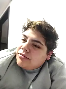 Snapshot of Hailey_Curvy chatting on December 2, 12:05 am Hailey Curvy online show from December 2, 12:05 am