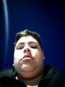 Snapshot of Hailey_Curvy chatting on December 14, 11:09 pm Hailey Curvy online show from December 14, 11:09 pm