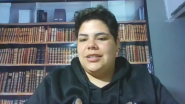 Snapshot of Hailey_Curvy chatting on January 14, 11:16 am Hailey Curvy online show from January 14, 11:16 am