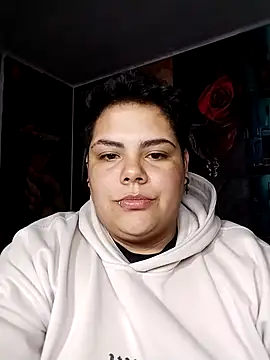 Snapshot of Hailey_Curvy chatting on February 28, 1:28 am Hailey Curvy online show from February 28, 1:28 am