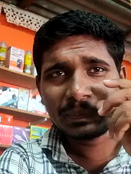 Snapshot of Markroco696 chatting on October 1, 3:23 am Markroco696 online show from October 1, 3:23 am