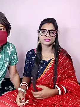 Snapshot of Mohini_Josh069 chatting on September 20, 10:11 pm Mohini Josh069 online show from September 20, 10:11 pm