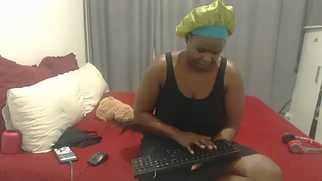 Snapshot of Samantha2012 chatting on September 30, 1:38 pm Samantha2012 online show from September 30, 1:38 pm