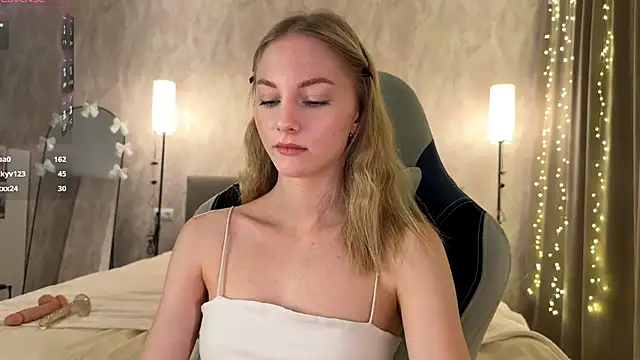 BrightAnnie online show from February 6, 12:08 pm