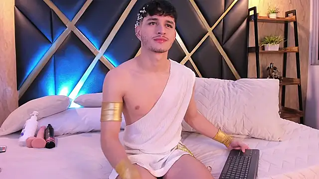 LiamMuller online show from October 28, 11:47 am