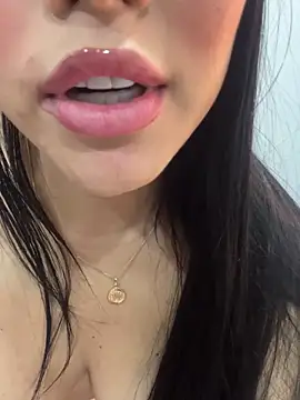 BrendaCrean online show from September 12, 12:49 pm