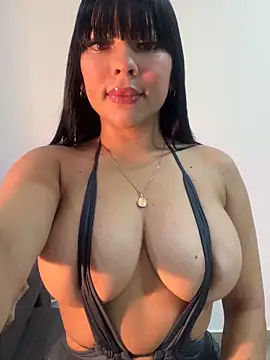 BrendaCrean online show from February 10, 12:31 pm